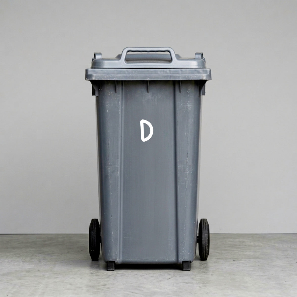 Wheelie Bin Letter 'D' Sticker – DAISY Style – Pack of 4 – White vinyl house number on black wheelie bin