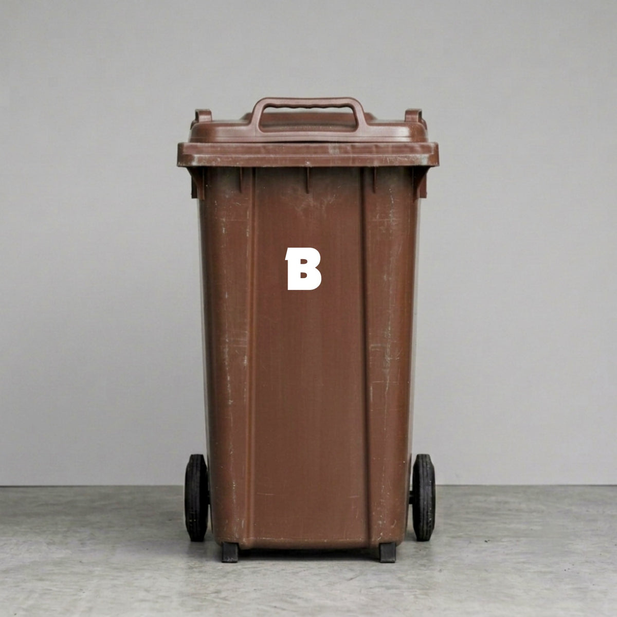 Wheelie Bin Letter 'B' Sticker – NOUGAT Style – Pack of 4 – White vinyl house number on brown wheelie bin